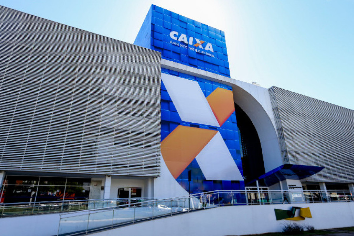 Para retomar novos financiamentos nessa linha de crédito, o banco diz que seria necessário o remanejamento de recursos do FGTS. 