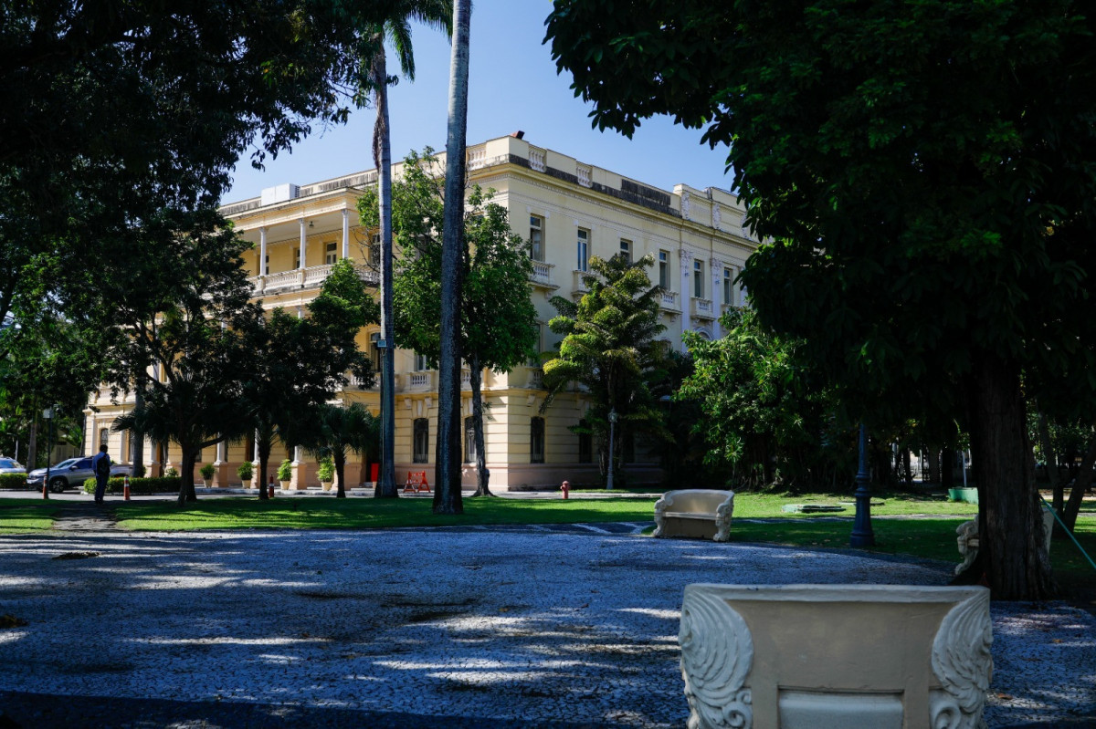 Palácio do Campo das Princesas fica no Recife