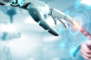 Intelig&ecirc;ncia artificial ag&ecirc;ntica, que tem mais autonomia e n&atilde;o depende de prompts, &eacute; pr&oacute;xima fronteira dos sistmas de gest&atilde;o cosrporativos