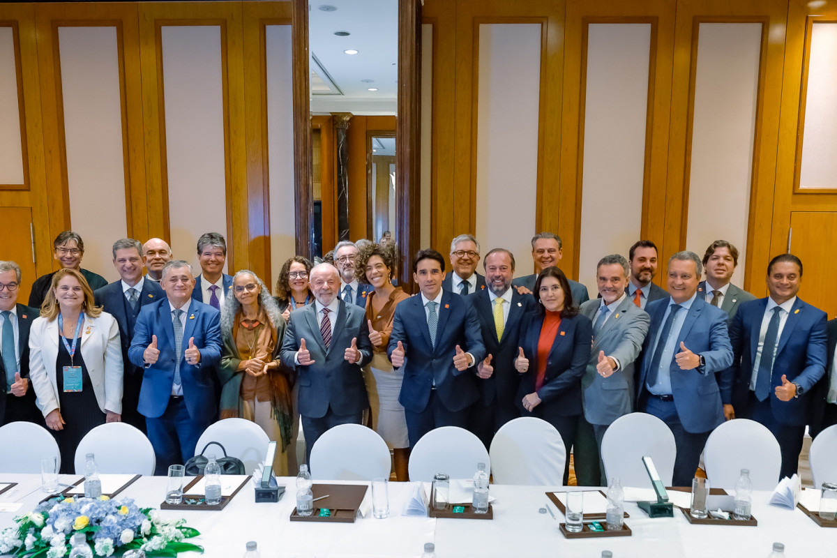 12.05.2025 - Presidente da República, Luiz Inácio Lula da Silva, durante a reunião de coordenação com a delegação brasileira, no Hotel St. Regis. Pequim - China.??