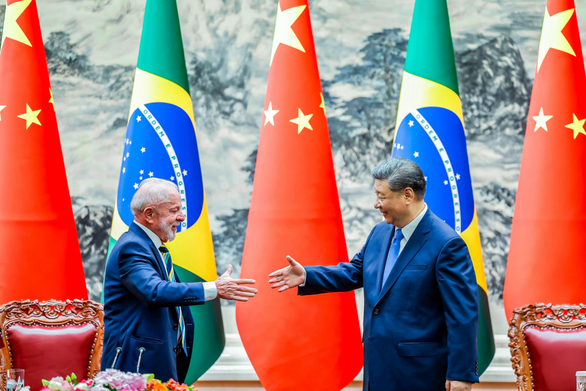 13.05.2025 - Presidente da República, Luiz Inácio Lula da Silva e o Presidente da República Popular da China, Xi Jinping, durante a cerimônia de assinatura de Atos, no Palácio do Povo. Pequim - China.??/Foto: Ricardo Stuckert / PR 13.05.2025 - Presidente da República, Luiz Inácio Lula da Silva e o Presidente da República Popular da China, Xi Jinping, durante a cerimônia de assinatura de Atos, no Palácio do Povo. Pequim - China.??/Foto: Ricardo Stuckert / PR