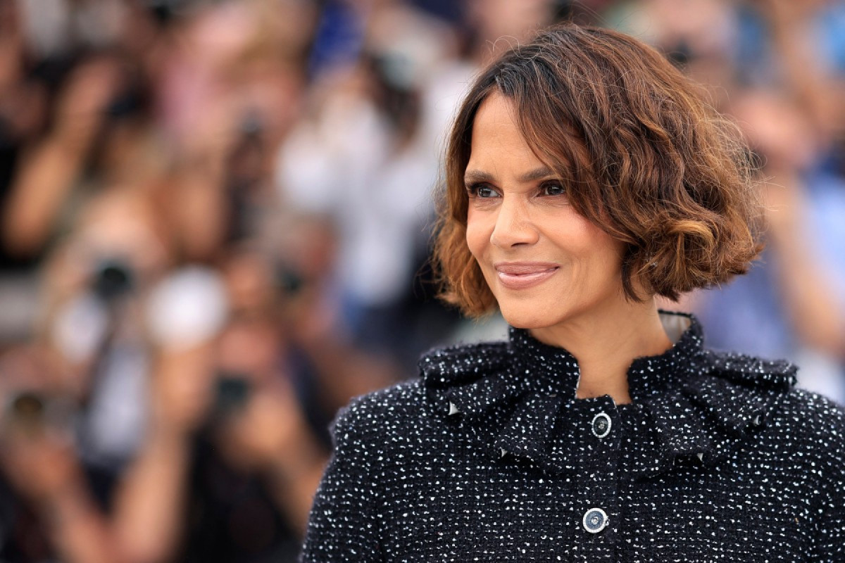 Atriz Halle Berry posa para fotos no Festival de Cannes
