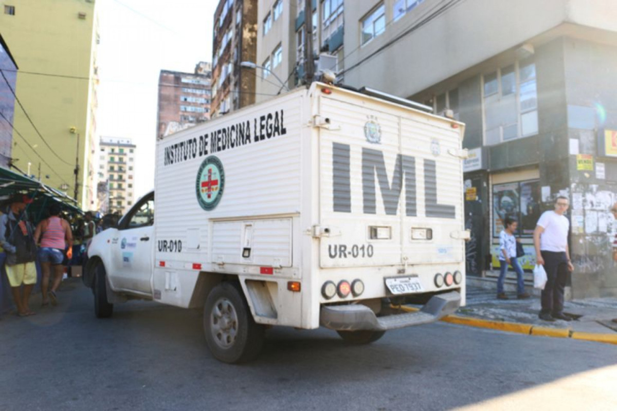 Viatura do Instituto de Medicina Legal (IML)/Reprodução Viatura do Instituto de Medicina Legal (IML)/Reprodução