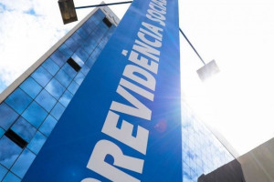 Fachada da sede do Instituto Nacional do Seguro Social (INSS)