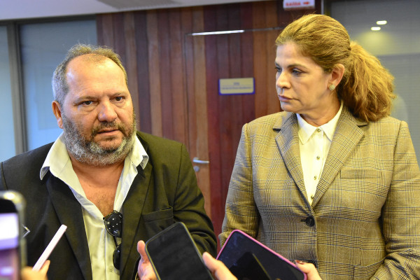 Milton Luna cedeu entrevista à imprensa