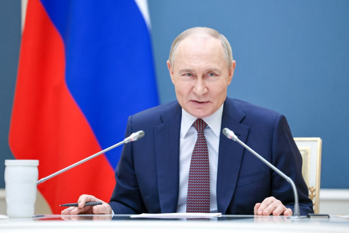 Presidente da Rússia Vladimir Putin em reunião de videoconferência com a organização pública russa de empreendedores, 