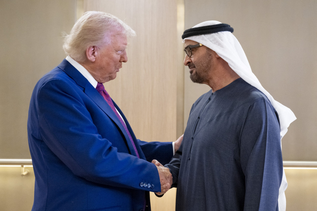 Presidente Sheikh Mohamed bin Zayed Al Nahyan recebendo Donald Trump./ AFP Presidente Sheikh Mohamed bin Zayed Al Nahyan recebendo Donald Trump./ AFP