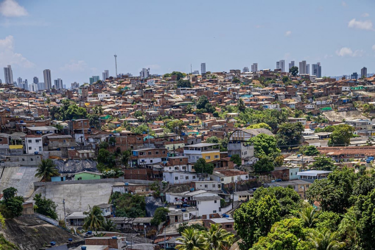 Compesa informou que, em alguns casos, depende da Defesa Civil de cada cidade para voltar com o abastecimento