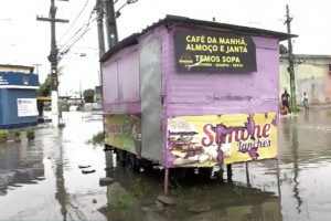 Dois funcionários de trailer na Imbiribeira morreram eletrocutados durante chuva