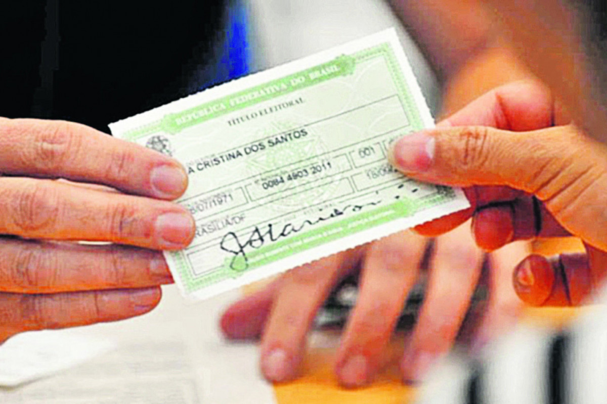 Eleitores ainda podem regularizar pendências no site ou no aplicativo do TRE-PE(Marcelo Camargo/Agência Brasil ) Eleitores ainda podem regularizar pendências no site ou no aplicativo do TRE-PE/Marcelo Camargo/Agência Brasil