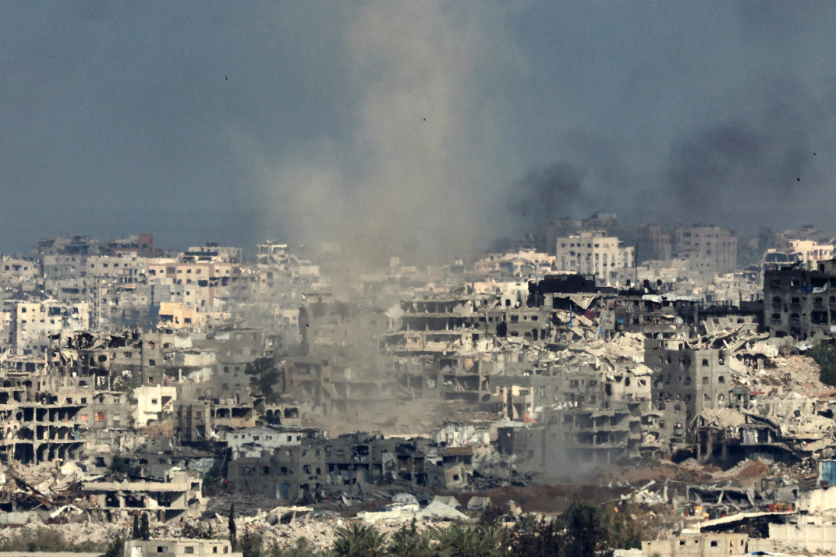  This picture taken from a position in southern Israel on the border with the Gaza Strip shows smoke billowing in Gaza during Israeli bombardment on May 20, 2025, amid the ongoing war with the Palestinian militant movement Hamas. 