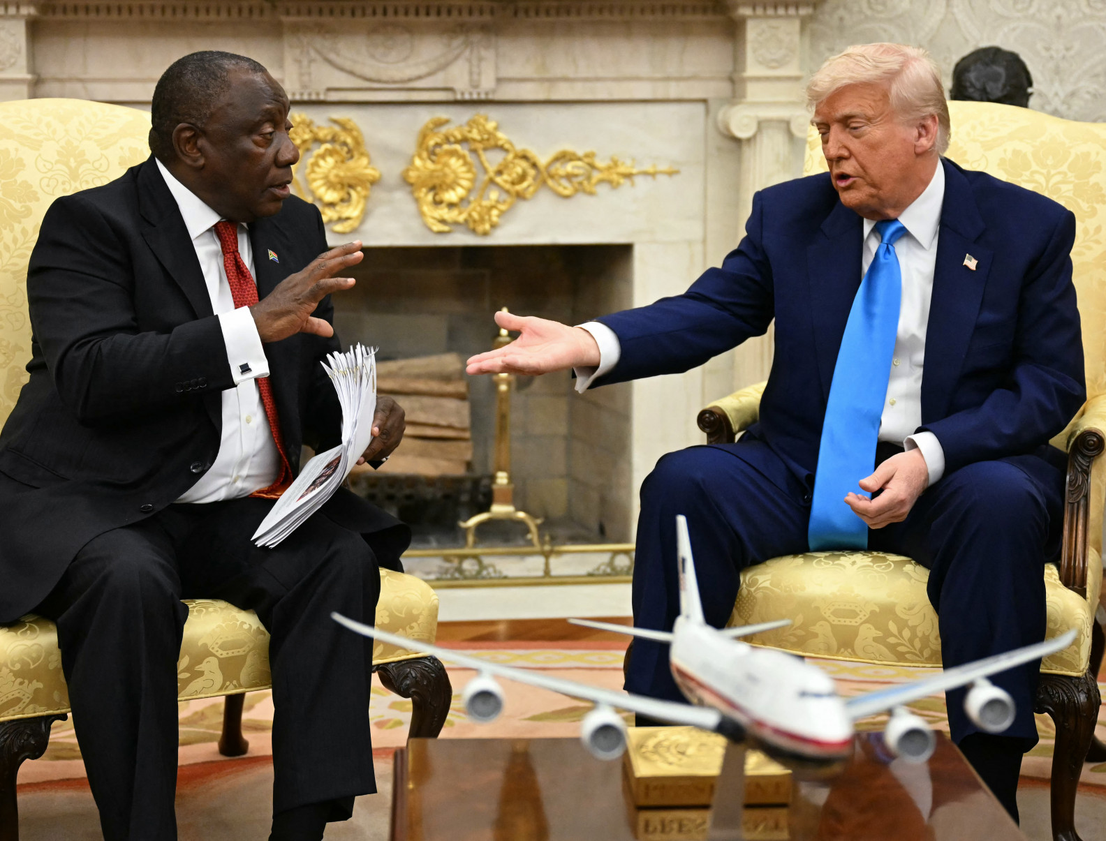 
Trump e Ramaphosa na Casa Branca (JIM WATSON/AFP)