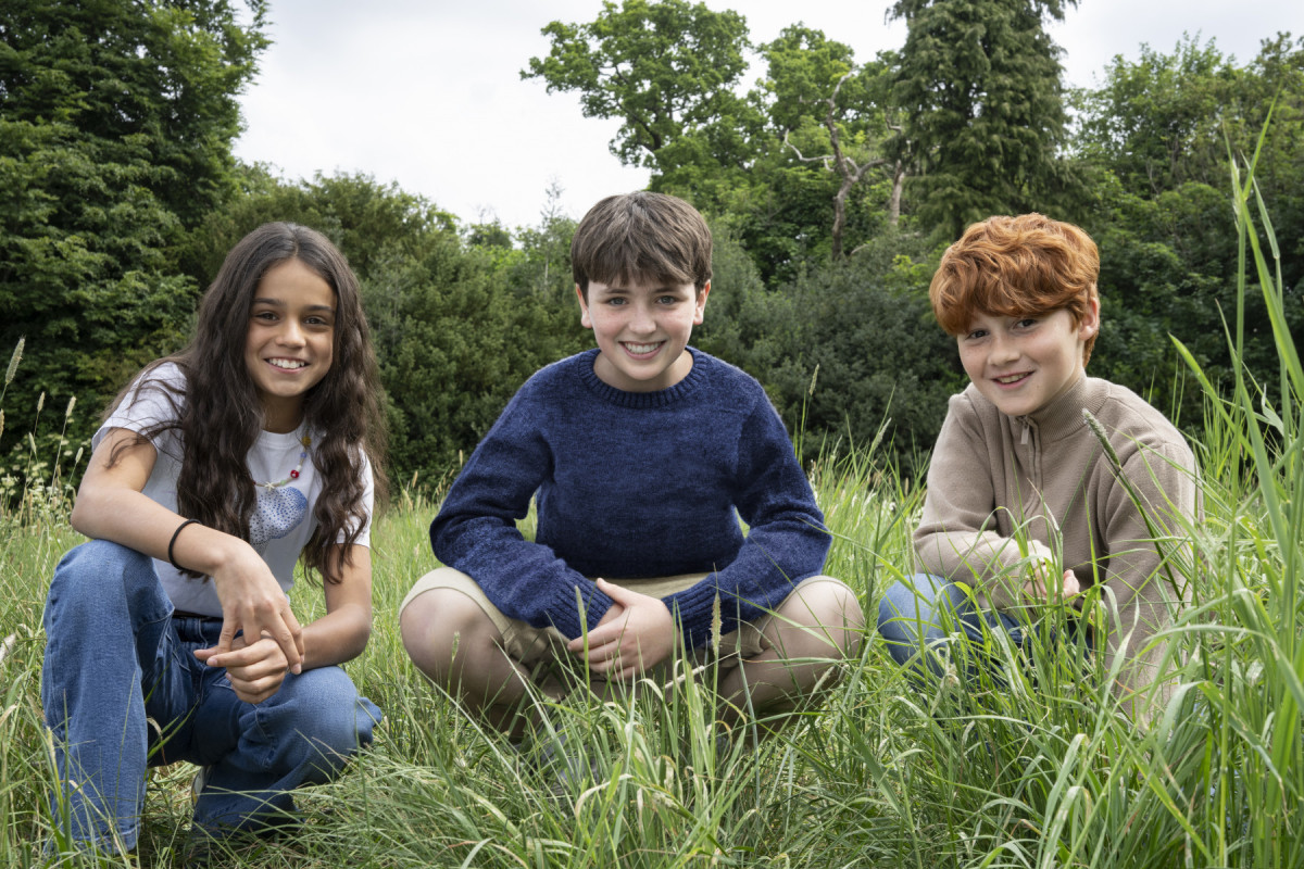 Atores que interpretarão Harry, Rony e Hermione (Aidan Monaghan/HBO) Atores que interpretarão Harry, Rony e Hermione/Aidan Monaghan/HBO