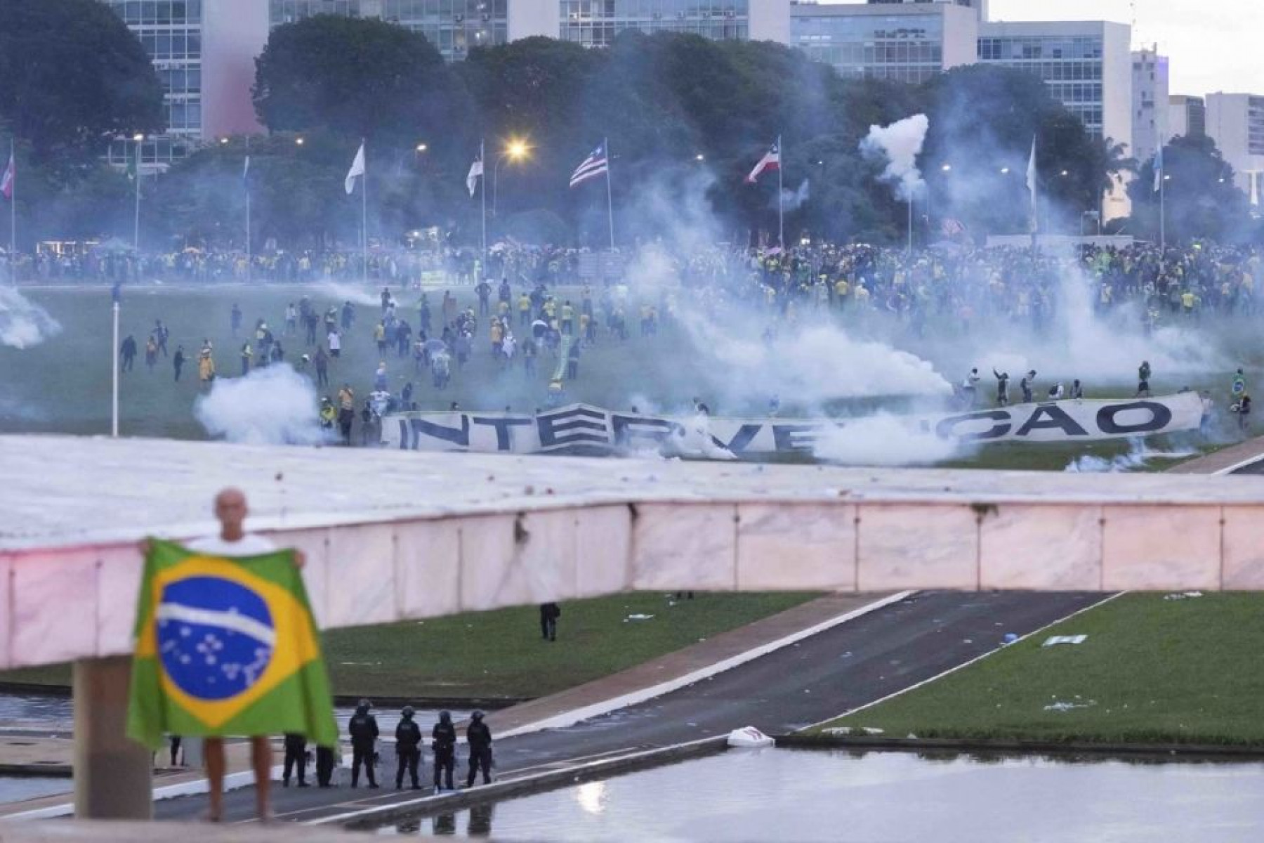

Atos antidemocráticos de 8 de janeiro de 2023

