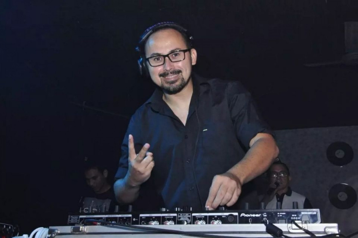 O radialista que foi assassinado a tiros no Pará era DJ e promotor de eventos (Reprodução/ Redes Sociais ) O radialista que foi assassinado a tiros no Pará era DJ e promotor de eventos/Reprodução/ Redes Sociais