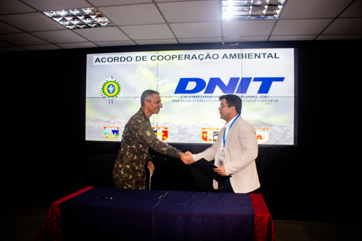 O acordo de Cooperação Ambiental foi assinado entre o CMNE e o DNIT/Foto: Nivaldo Fran/DP