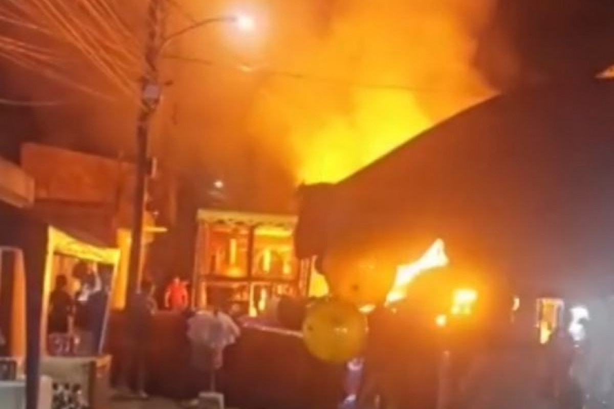 Bombeiros forma acionados para controlar as chamas