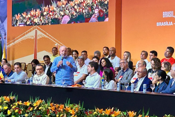 Lula em congresso do PSB