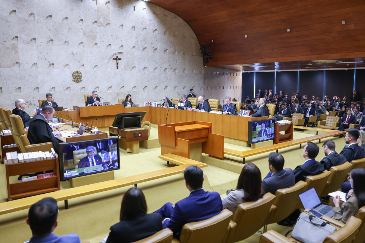 Sessão plenária do STF.