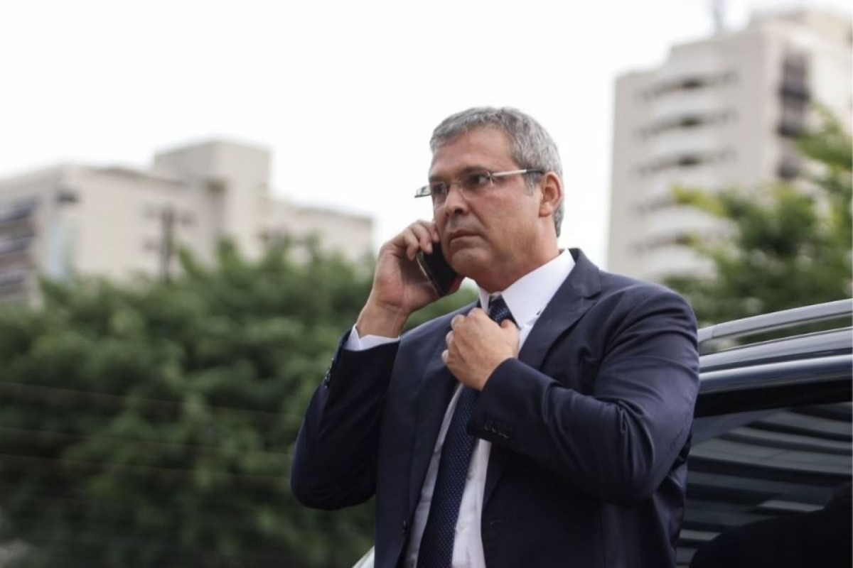 Deputado federal Lindbergh Farias (PT-RJ) na sede da PF/VINÍCIUS SCHMIDT/METRÓPOLES @vinicius.foto