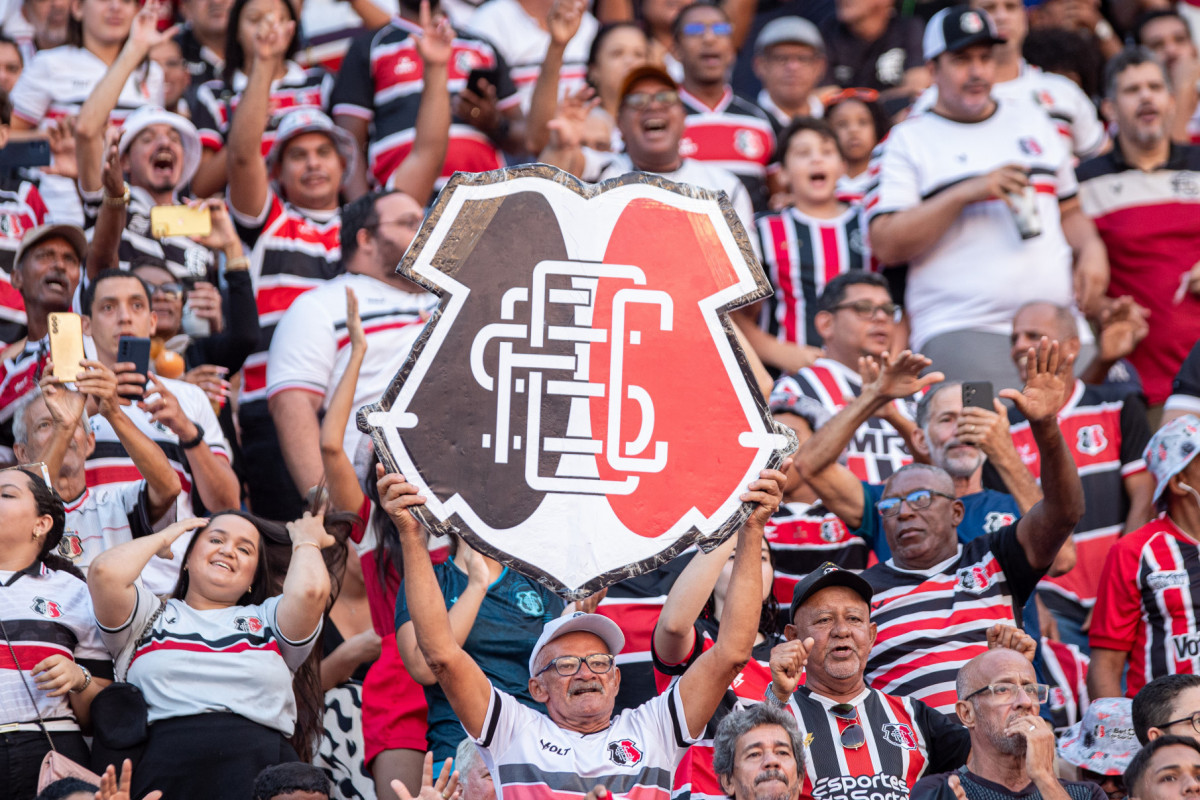 Torcida do Santa Cruz/Rafael Vieira