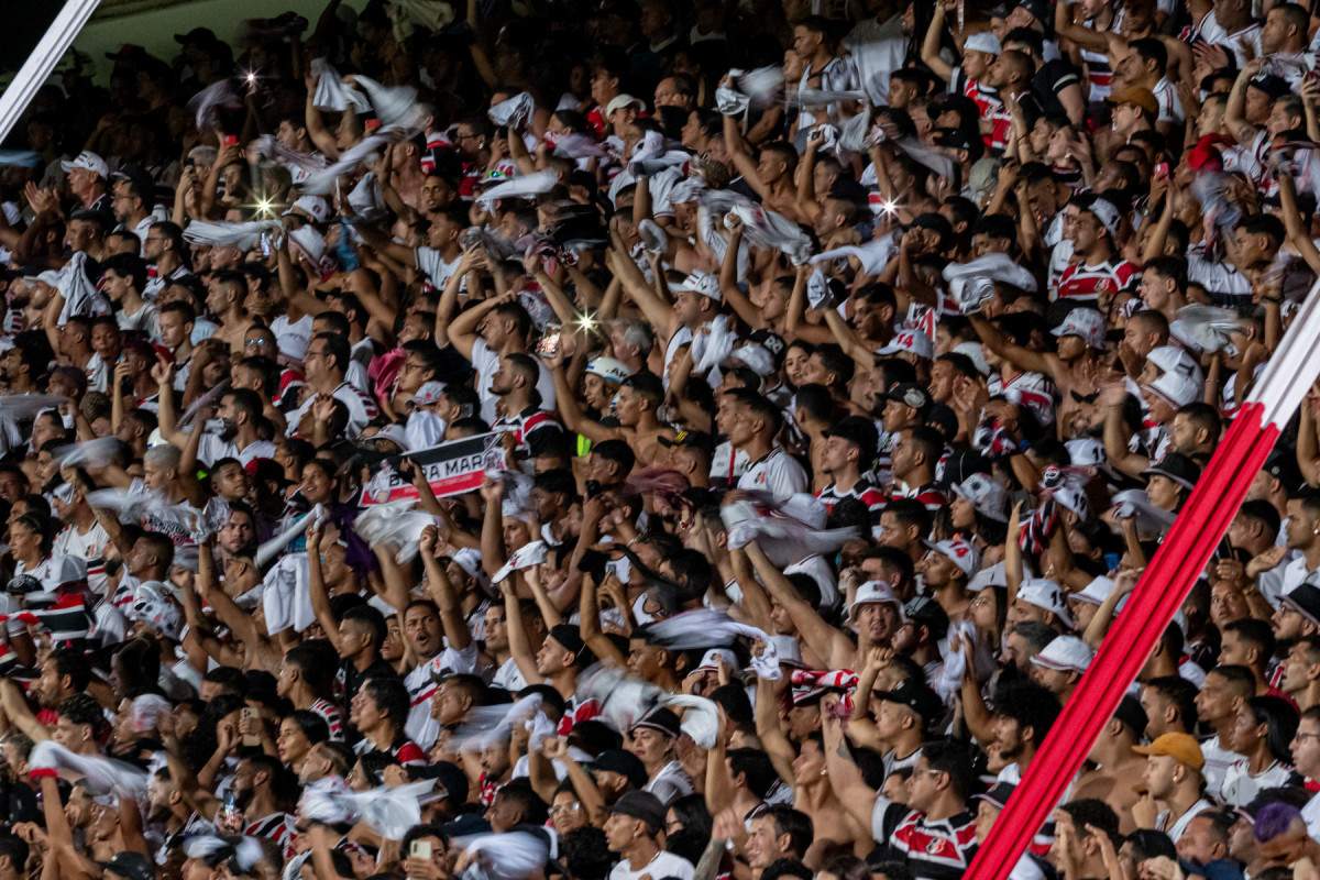 Torcida do Santa Cruz/Rafael Vieira