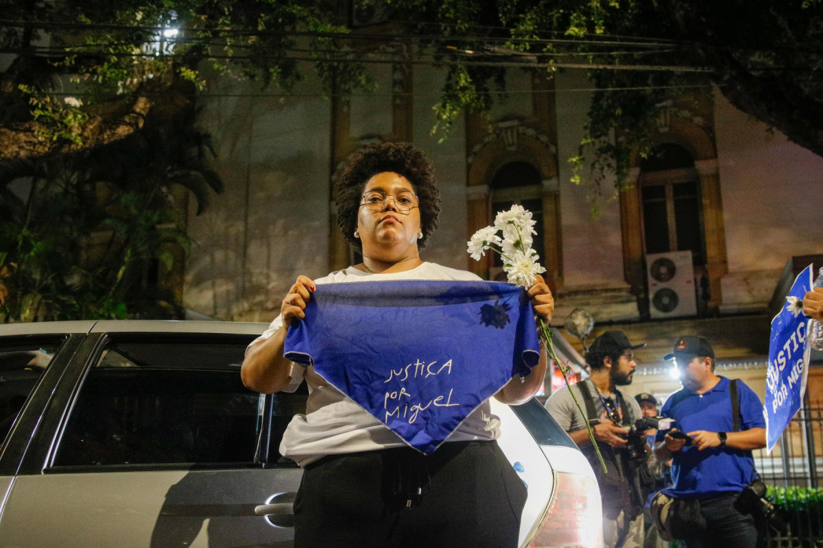 Mirtes Renata diz que ainda sente dor pela perda do filho