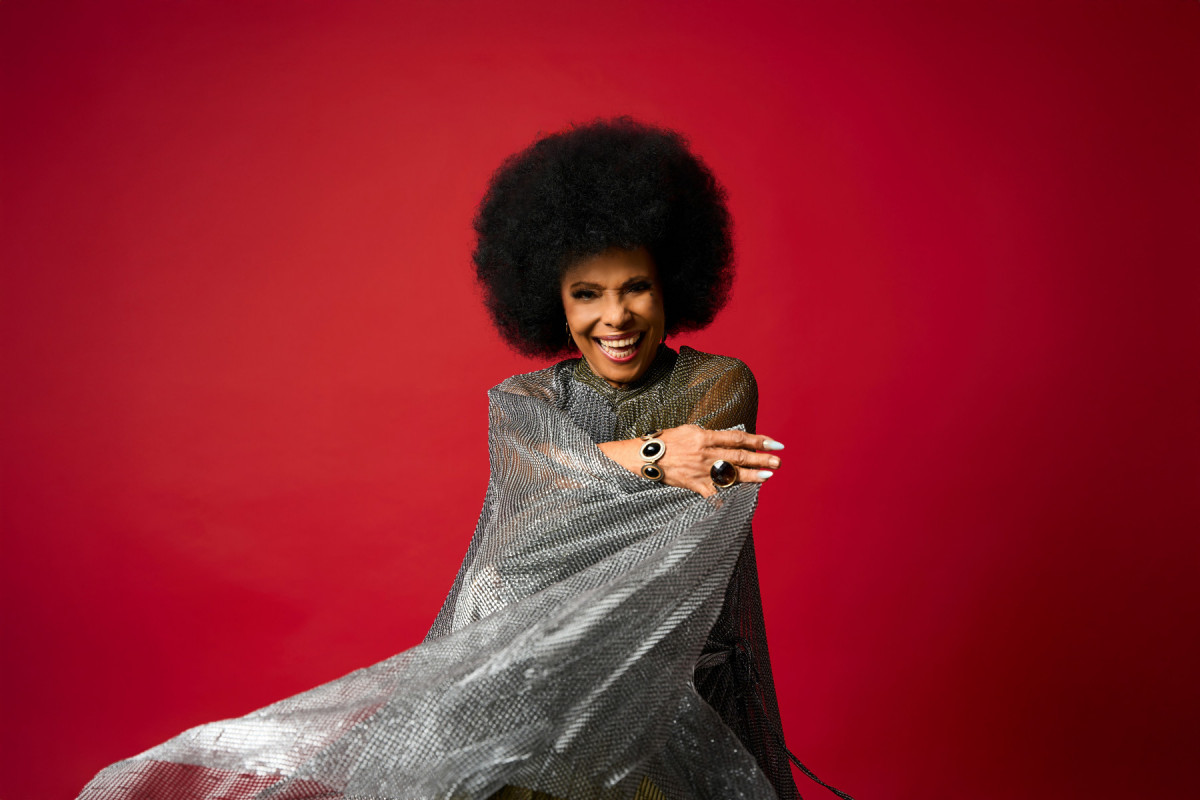 Cantora Eliana Pittman