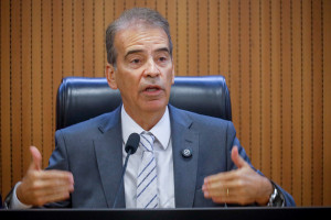 Coronel Alberto Feitosa (PL) &eacute; o presidente da CCLJ da Alepe