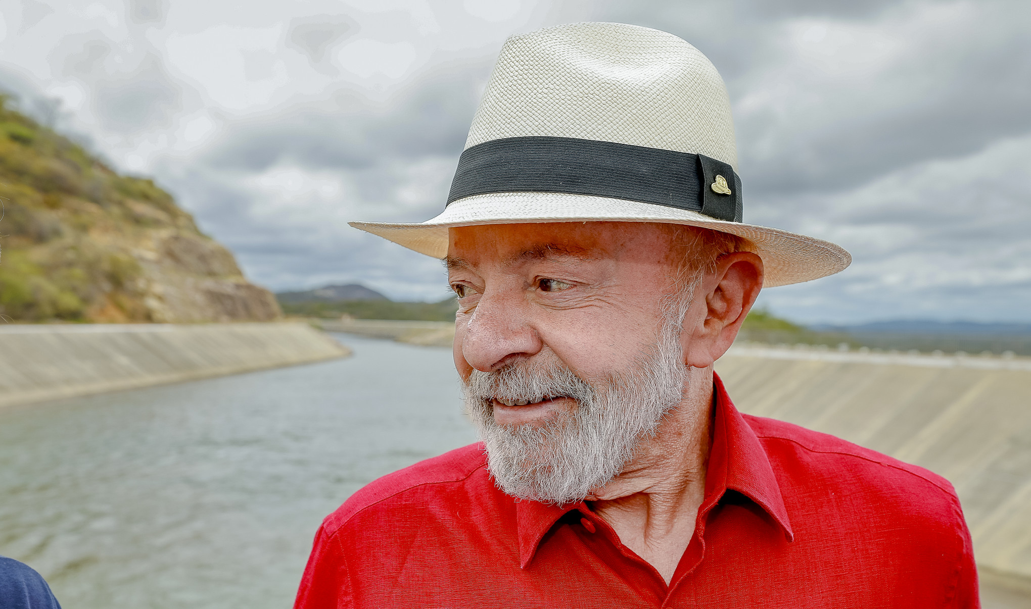 28.05.2025 - Presidente da República, Luiz Inácio Lula da Silva, durante visita à estação de bombeamento da EBI-3, no Sitio Negreiros. Salgueiro - PE.??Foto: Ricardo Stuckert / PR