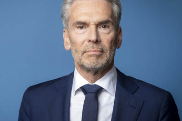 Dick Schoof, Primeiro Ministro da Holanda
(Reprodução/ Government of the Netherlands) Dick Schoof, Primeiro Ministro da Holanda
/Reprodução/ Government of the Netherlands