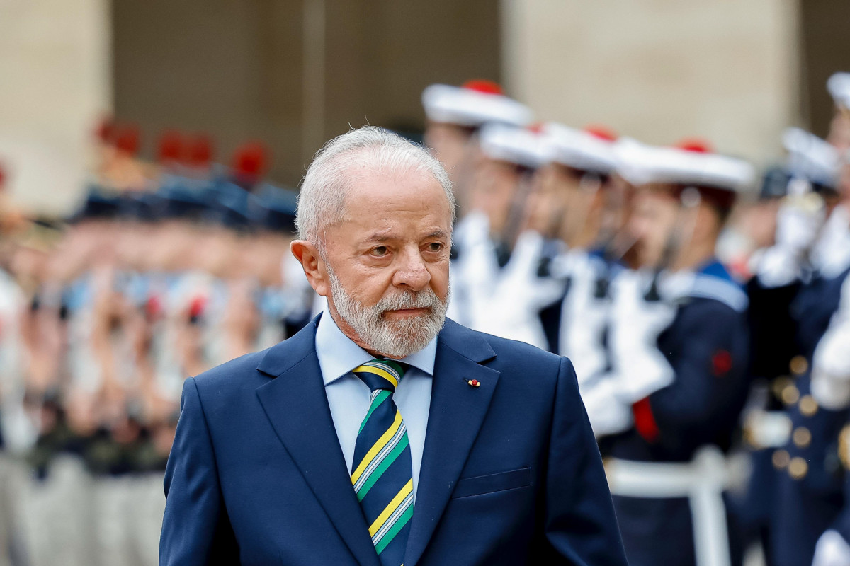 Presidente da República, Luiz Inácio Lula da Silva, durante Cerimônia oficial de boas-vindas. Explanada dos Inválidos, Paris - França.??Foto: Ricardo Stuckert / PR (Ricardo Stuckert / PR) Presidente da República, Luiz Inácio Lula da Silva, durante Cerimônia oficial de boas-vindas. Explanada dos Inválidos, Paris - França.??Foto: Ricardo Stuckert / PR/Ricardo Stuckert / PR