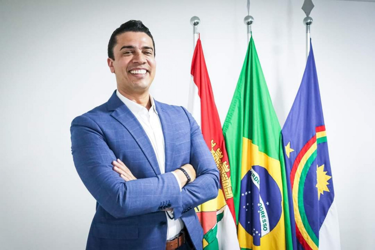 Prefeito de Caruaru, Rodrigo Pinheiro