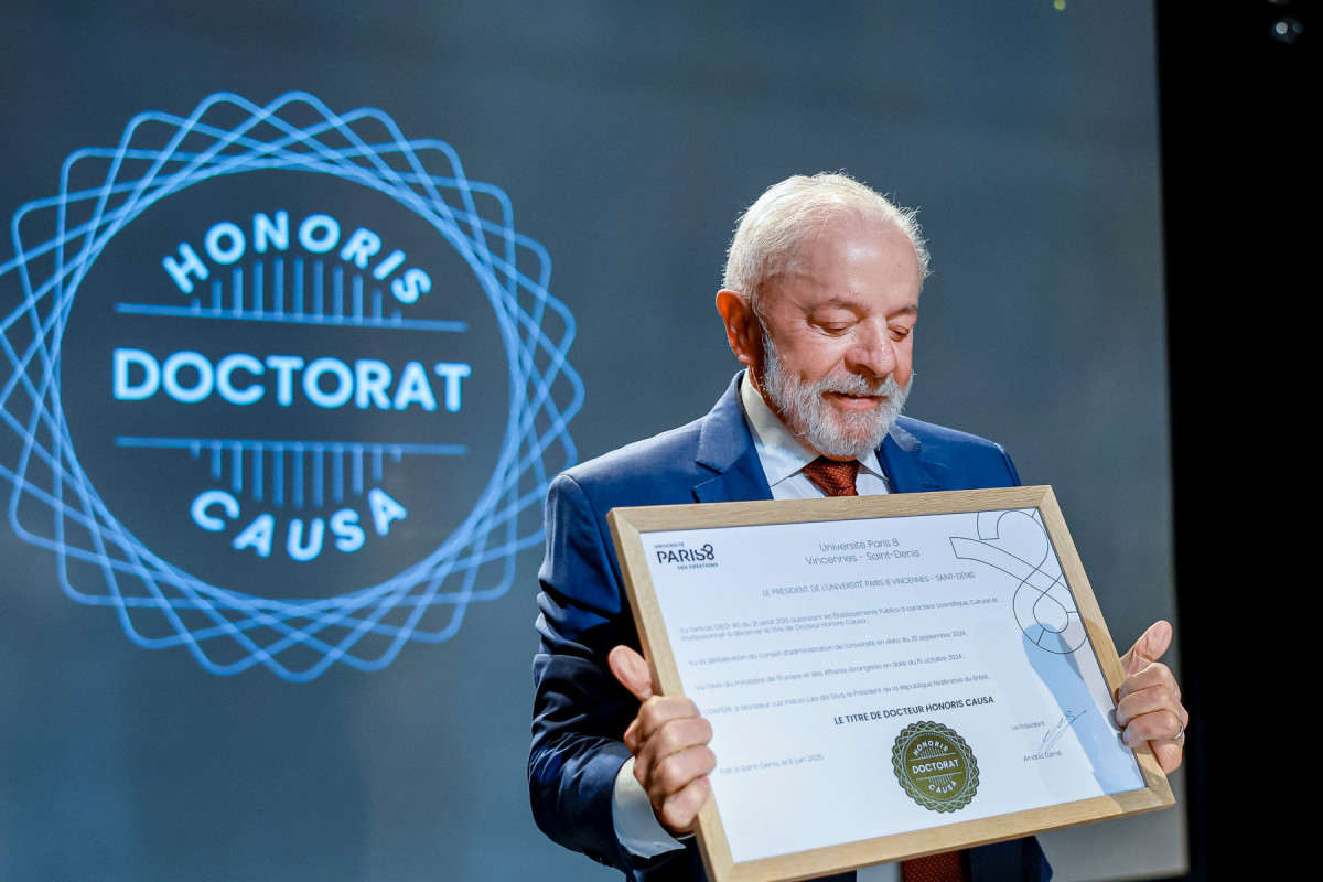 06.06.2025 - Presidente da República, Luiz Inácio Lula da Silva, durante a cerimônia de outorga do título de Doutor Honoris Causa ao Presidente da República, na Universidade Paris 8. Paris - França.??Foto: Ricardo Stuckert / PR (Ricardo Stuckert) 06.06.2025 - Presidente da República, Luiz Inácio Lula da Silva, durante a cerimônia de outorga do título de Doutor Honoris Causa ao Presidente da República, na Universidade Paris 8. Paris - França.??Foto: Ricardo Stuckert / PR/Ricardo Stuckert