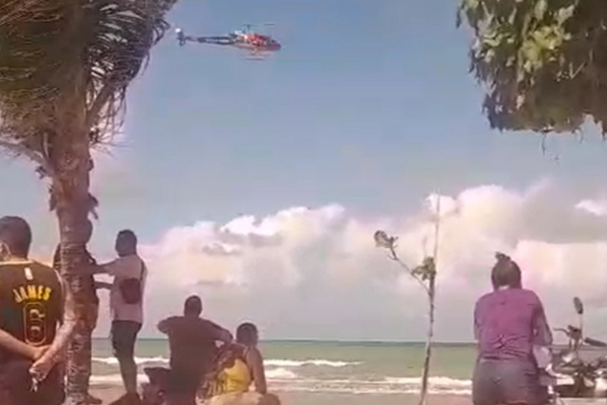 Helicóptero do Corpo de Bombeiros em busca de pessoa desaparecida (REPRODUÇÃO/VÍDEO) Helicóptero do Corpo de Bombeiros em busca de pessoa desaparecida/REPRODUÇÃO/VÍDEO