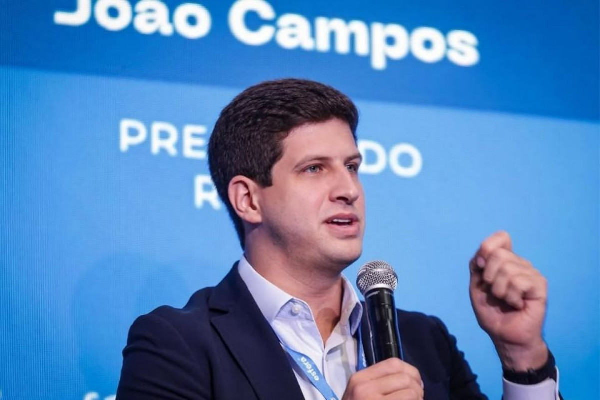 Prefeito do Recife, João Campos, durante o Fórum Esfera (Reprodução/Redes sociais/Rodolfo Loepert) Prefeito do Recife, João Campos, durante o Fórum Esfera/Reprodução/Redes sociais/Rodolfo Loepert