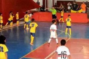 Jogo iniciante com o time do Santa Cruz