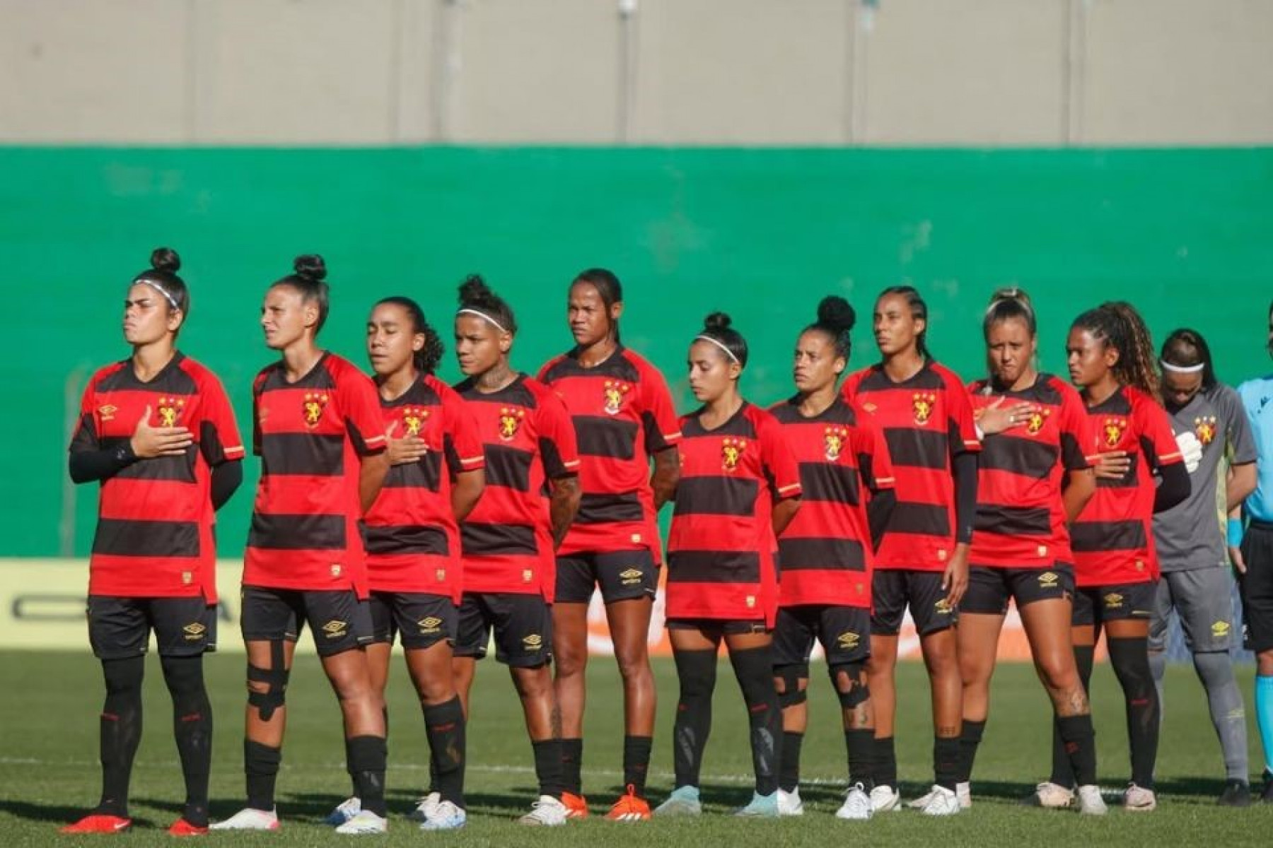  Sandy James / Sport Recife