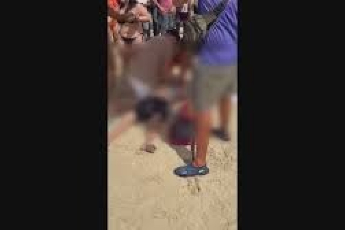 Banhista morre afogado após mal súbito em área rasa da praia de Muro Alto
/Reprodução/Redes Sociais 