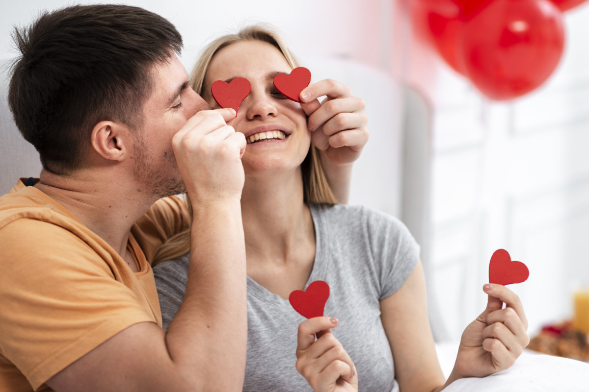 Casal celebrando o Dia dos Namorados