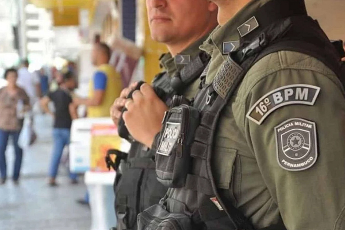 Polícia Militar presente nas ruas do Recife (ARQUIVO/DP) Polícia Militar presente nas ruas do Recife/ARQUIVO/DP
