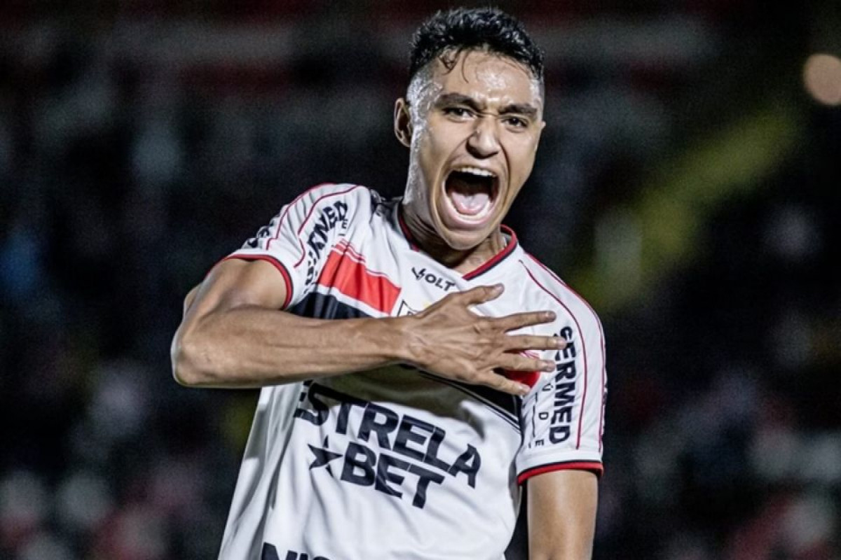 Pedro Severino, de 19 anos, sofreu um acidente automobilístico (Reproduução) Pedro Severino, de 19 anos, sofreu um acidente automobilístico/Reproduução