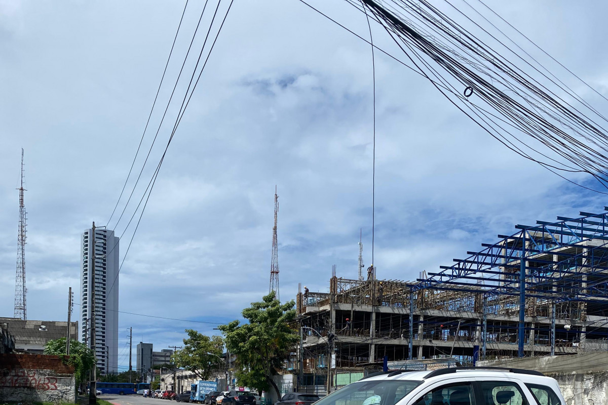 Sinistro entre moto e carro em Santo Amaro