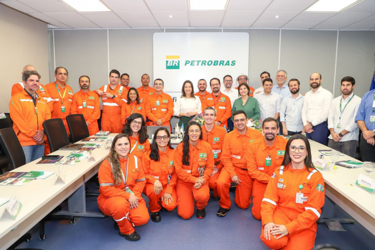 Expectativa?? é?? que?? a?? construção?? da?? unidade?? gere?? cerca?? de?? 30?? mil? empregos?? diretos?? e?? indireto
