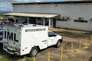 O corpo da vítima foi encaminhado ao Instituto de Medicina Legal (IML) de Caruaru