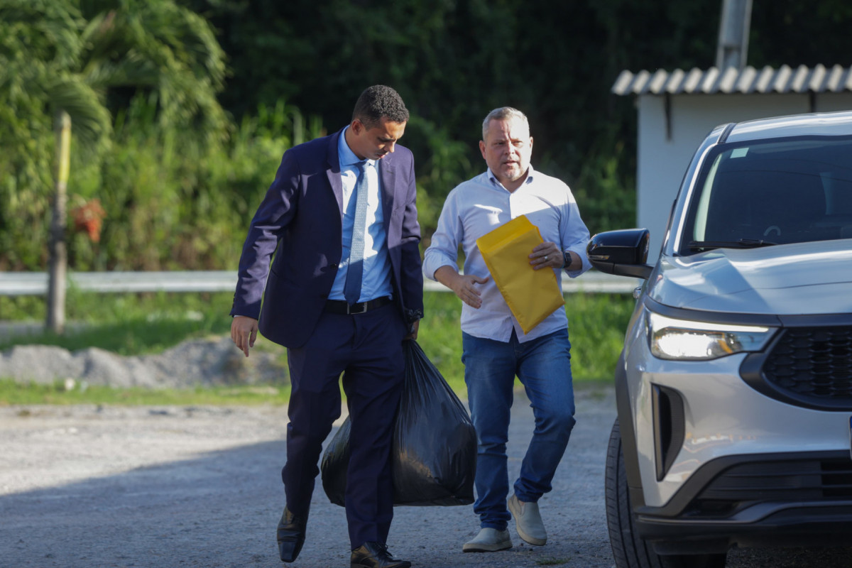 Advogados de Gilson Machado levaram itens pessoais, lençóis e travesseiros para o ex-ministro