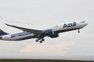 Somente nesta semana, a companhia aérea Azul teve três voos saindo do Recife que retornaram ao Aeroporto dos Guararapes por conta de questões técnicas.
