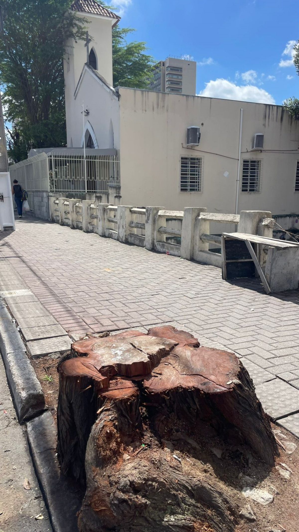 Moradores associação remoção à realização da drilha junina da prefeitura
