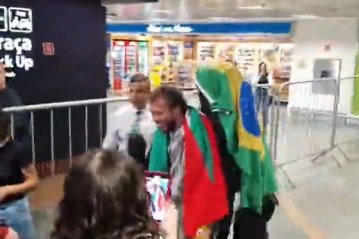 Ativista brasiliense chega ao DF com ato pró-Palestina no aeroporto