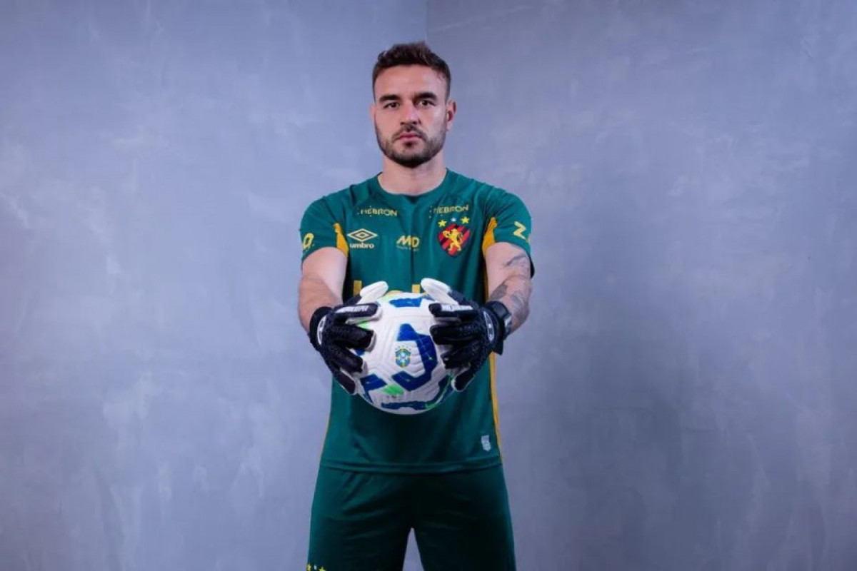 Goleiro Gabriel Vasconcelos anunciado no Sport (Divulgação/Sport) Goleiro Gabriel Vasconcelos anunciado no Sport/Divulgação/Sport